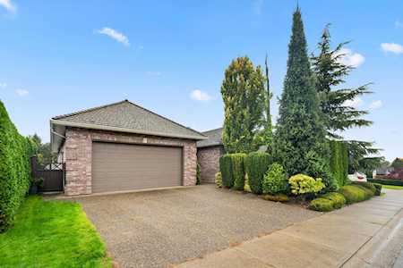 3845 Latimer Street Abbotsford, BC V2S 7K6