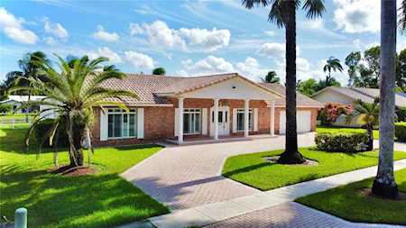 7020 SW 7th St Plantation, FL 33317