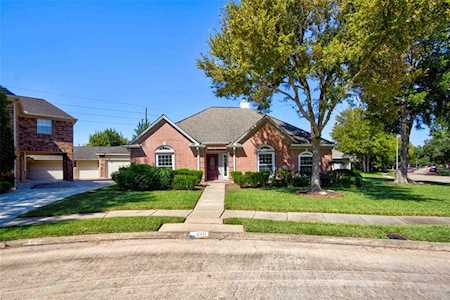 2011 Country Mile Ct Richmond, TX 77406