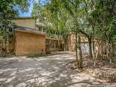 330 Whisper Wood Ln San Antonio, TX 78216