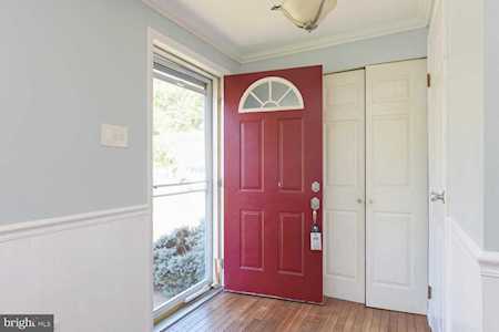 8111 Loving Forest Ct Springfield, VA 22153