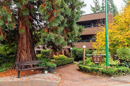 2620 Fromme Road #103 North Vancouver, BC V7J 2R3