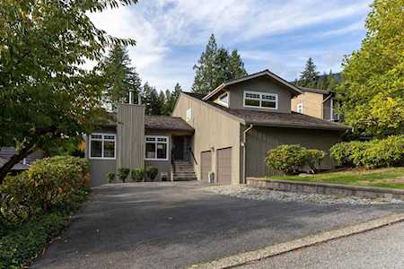 5428 Cortez Crescent North Vancouver, BC V7R 4R4