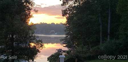 7365 Gabriel St Sherrills Ford, NC 28673