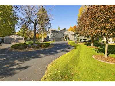 7506 Erie Avenue Chanhassen, MN 55317