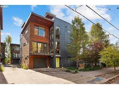 506 NE Sacramento St Portland, OR 97212