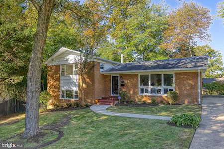 6015 Jan Mar Dr Falls Church, VA 22041