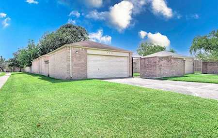 7343 Camino Verde Dr Houston, TX 77083