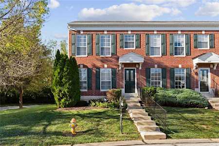 449 Parkview Place Dr Ellisville, MO 63021