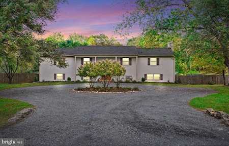 23280 Dover Road Middleburg, VA 20117