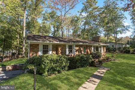 1502 Shadyhill Ct Sykesville, MD 21784