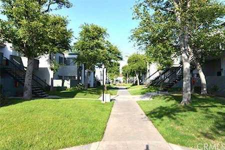 639 N Bristol St #48 Santa Ana, CA 92703