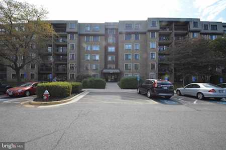 2817 Jermantown Rd #408 Oakton, VA 22124