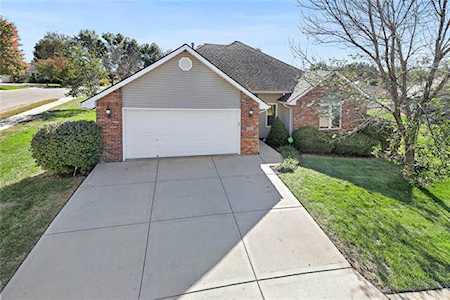 2201 SW 8th Terrace Blue Springs, MO 64015