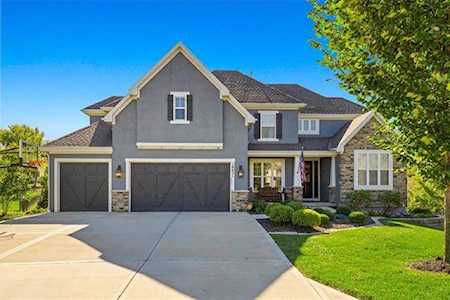 16621 Eby St Overland Park, KS 66085