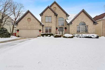953 Chancery Ln Cary, IL 60013