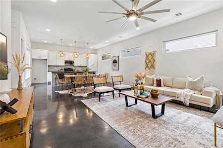 105 W 55 1/2 ST #1 Austin, TX 78751