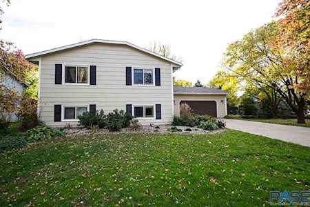 5005 S Tomar Rd Sioux Falls, SD 57108