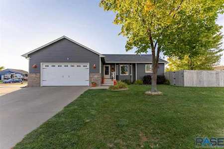 705 S Shebal Ave Harrisburg, SD 57032