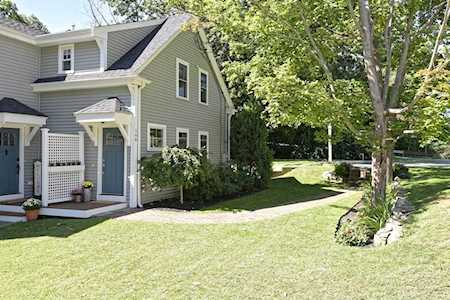 166 Southville Rd #B Southborough, MA 01772