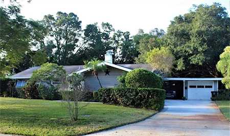 623 Pineland Ave Belleair, FL 33756