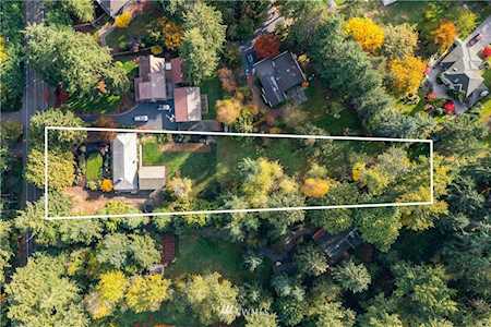22015 SE 28th St Sammamish, WA 98075