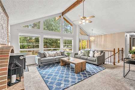 6011 140th St SW Edmonds, WA 98026