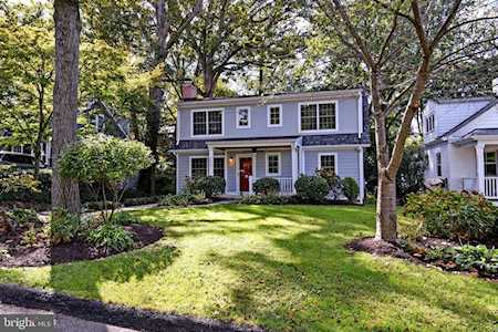 4842 Park Bethesda, MD 20816