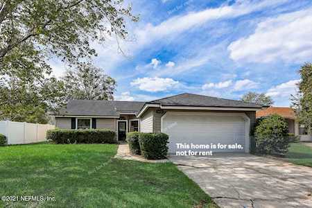 8452 Rockridge Dr Jacksonville, FL 32244