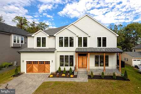 3839 Military Rd Arlington, VA 22207
