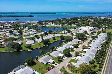 9424 Kingston Dr Bradenton, FL 34210