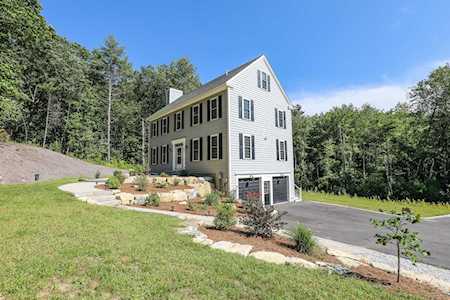 130 Wilson Hill Rd Merrimack, NH 03054