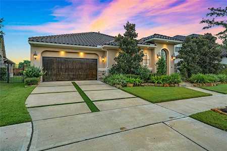 31 Quiet Path Dr Sugar Land, TX 77498