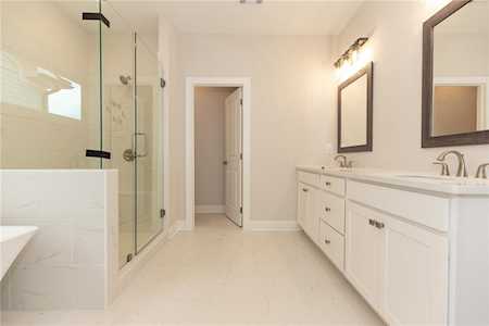 830 Pennington View Ln Alpharetta, GA 30004