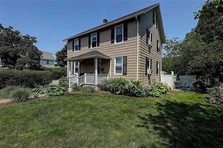 73 Narragansett Ave #A Narragansett, RI 02882