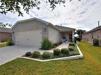 419 Holiday Creek LN Georgetown, TX 78633