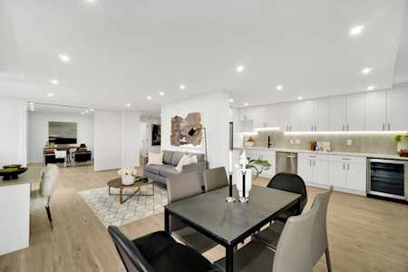 3737 Bartlett Court #2304 Burnaby, BC V3J 7E3