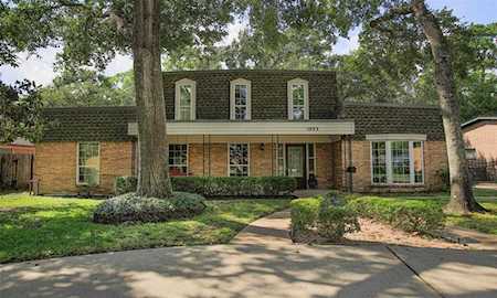 1923 Triway Ln Houston, TX 77043