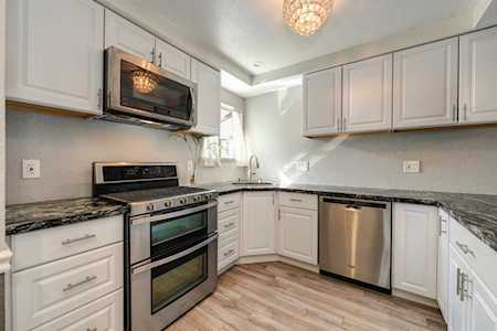 7417 Auburn Oaks Court #J Citrus Heights, CA 95621