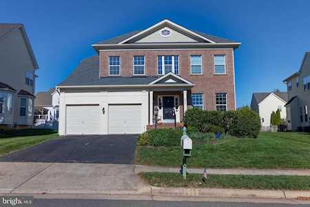 8875 Yellow Hammer Dr Gainesville, VA 20155