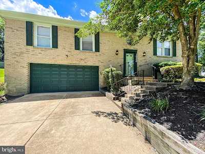 16206 Kings Valley Dr Dumfries, VA 22025