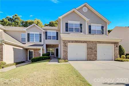 12341 Stratfield Place Circle Pineville, NC 28134