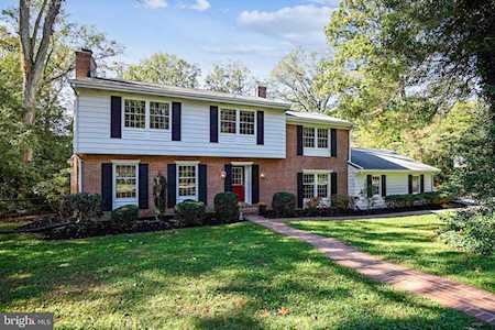 18 Windward Dr Severna Park, MD 21146