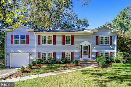 5622 Point Roundtop Ct Burke, VA 22015