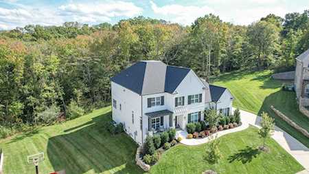 1120 Lusitano Ct Nolensville, TN 37135