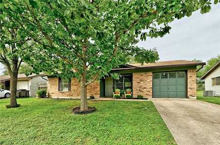 6106 Glen Meadow DR Austin, TX 78745