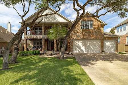 2922 Zambia DR Cedar Park, TX 78613