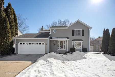 759 Covington Circle Crystal Lake, IL 60014
