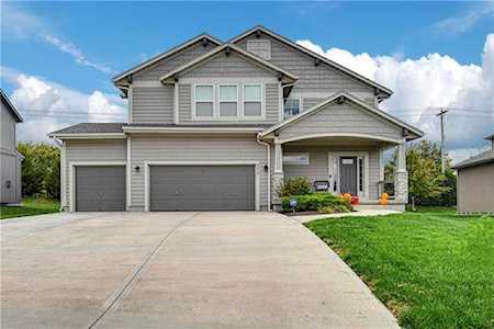 2432 W Dartmouth St Olathe, KS 66061