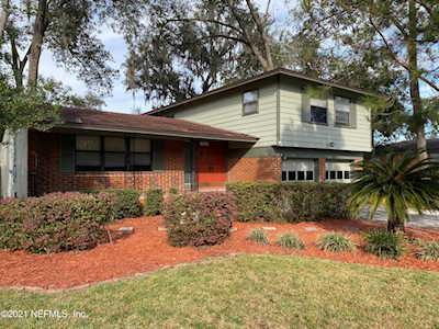2146 Holly Leaf Ln Orange Park, FL 32073